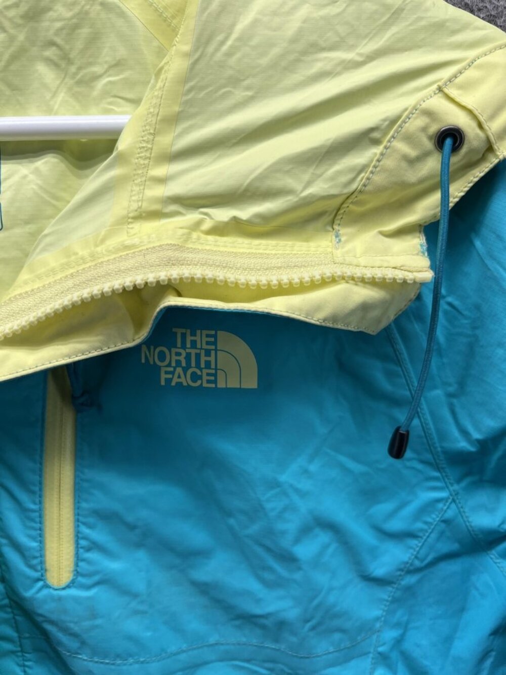 The North Face Jacket Womens Small Blue Colorblock Hooded Windbreaker Hiking - Picture 9 of 12